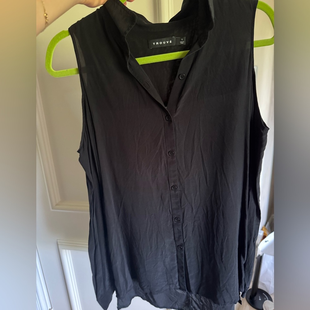 Trouvé Black Sleeveless Notched Collar Blouse